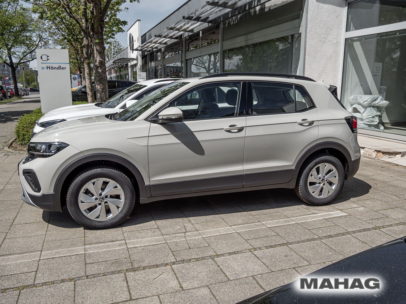 Volkswagen T-Cross - Bild 11