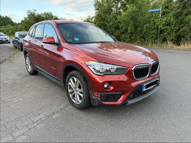 BMW BMW X1 sDrive1 AUTOMATIK! UNFALL!