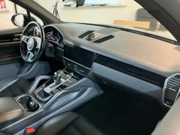 Porsche Cayenne - 9