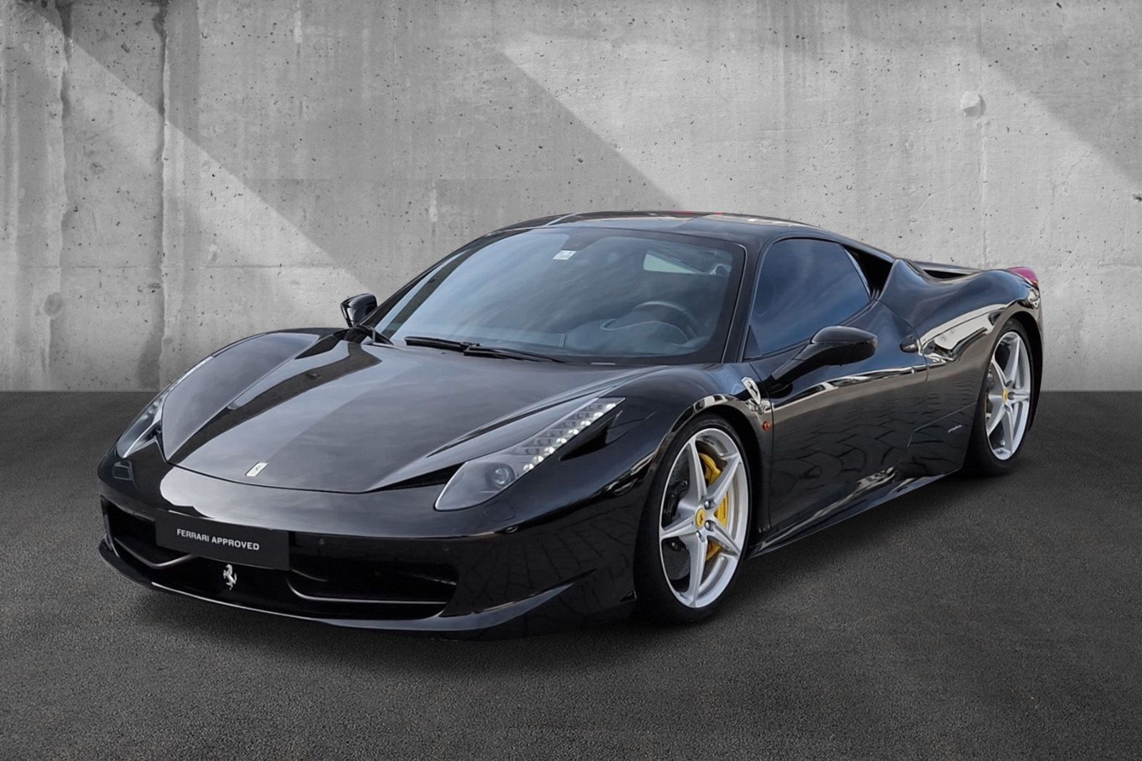 Fahrzeugabbildung Ferrari 458 Italia*dt. Auto*Carbon*AFS*