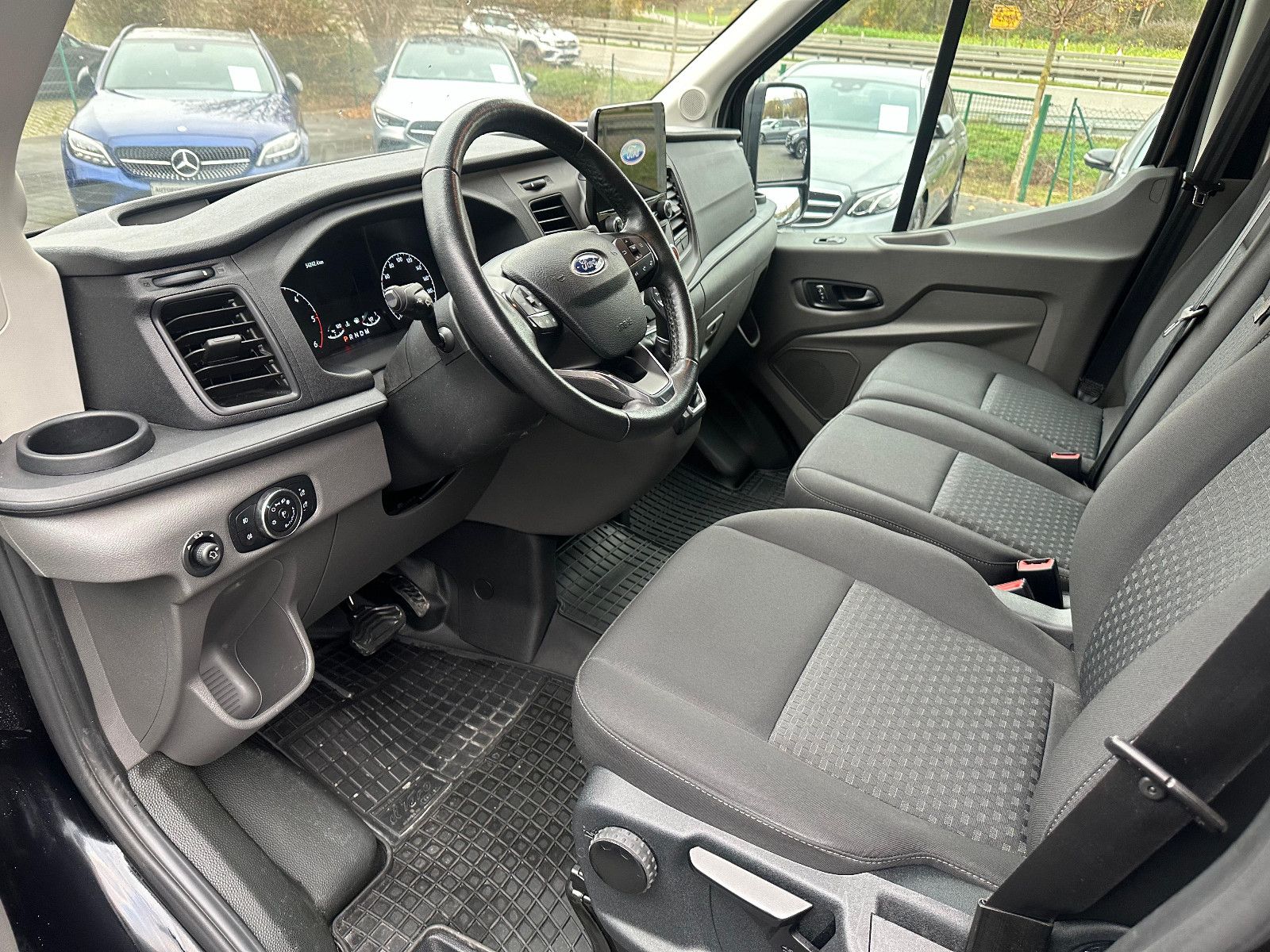 Fahrzeugabbildung Ford Transit 350 L3H2 AUTOMATIK*TREND*AHK*NAVI*