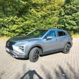 Mitsubishi Eclipse Cross 2.4 PLUG-IN HYBRID 4WD Intro E...