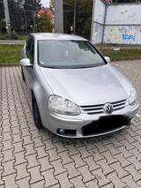 Volkswagen Golf V. 102PS 136000 km - Volkswagen Golf: 102 Ps