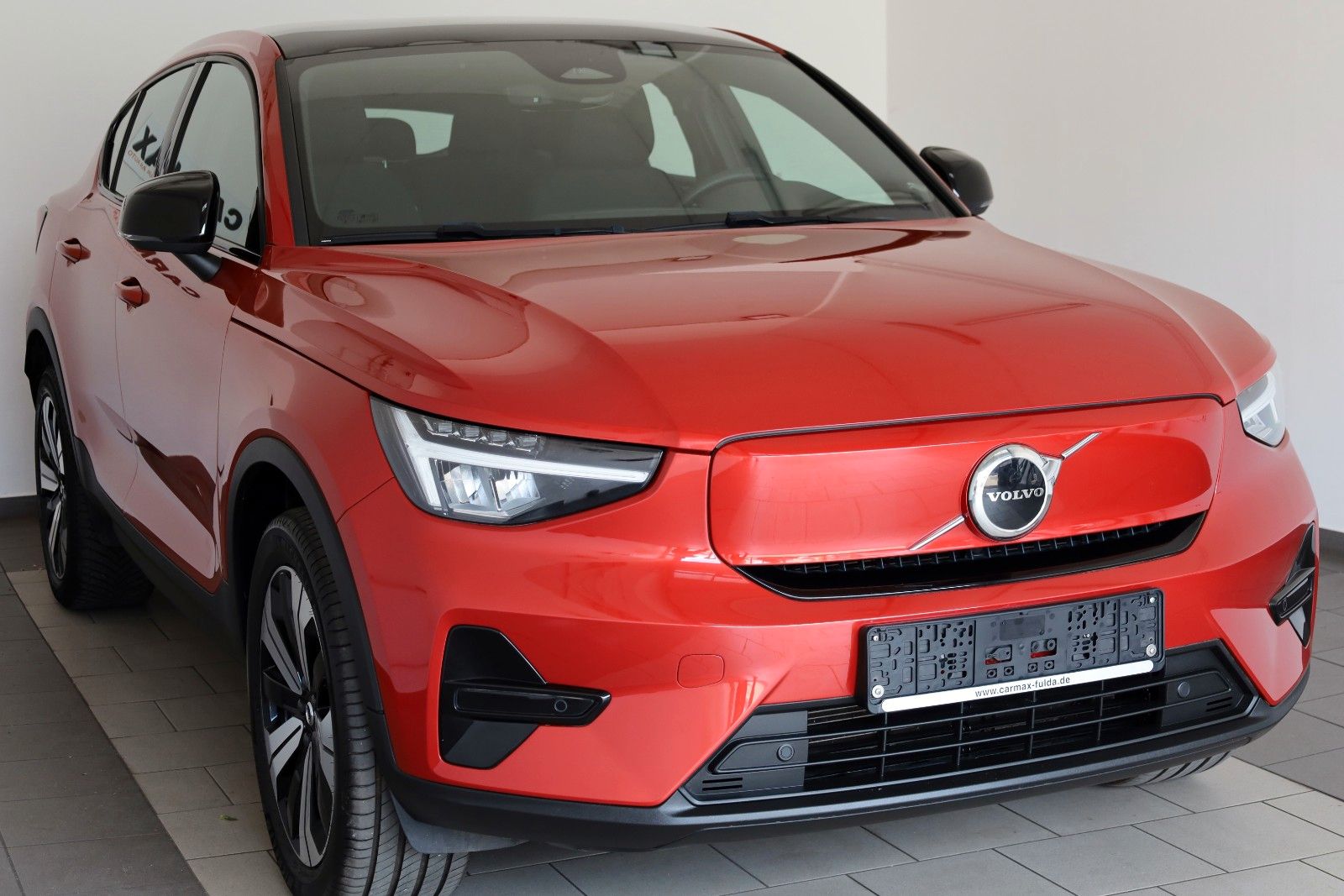 Fahrzeugabbildung Volvo C40 Core Recharge,Navi,LED,SH,Kamera,Panorama