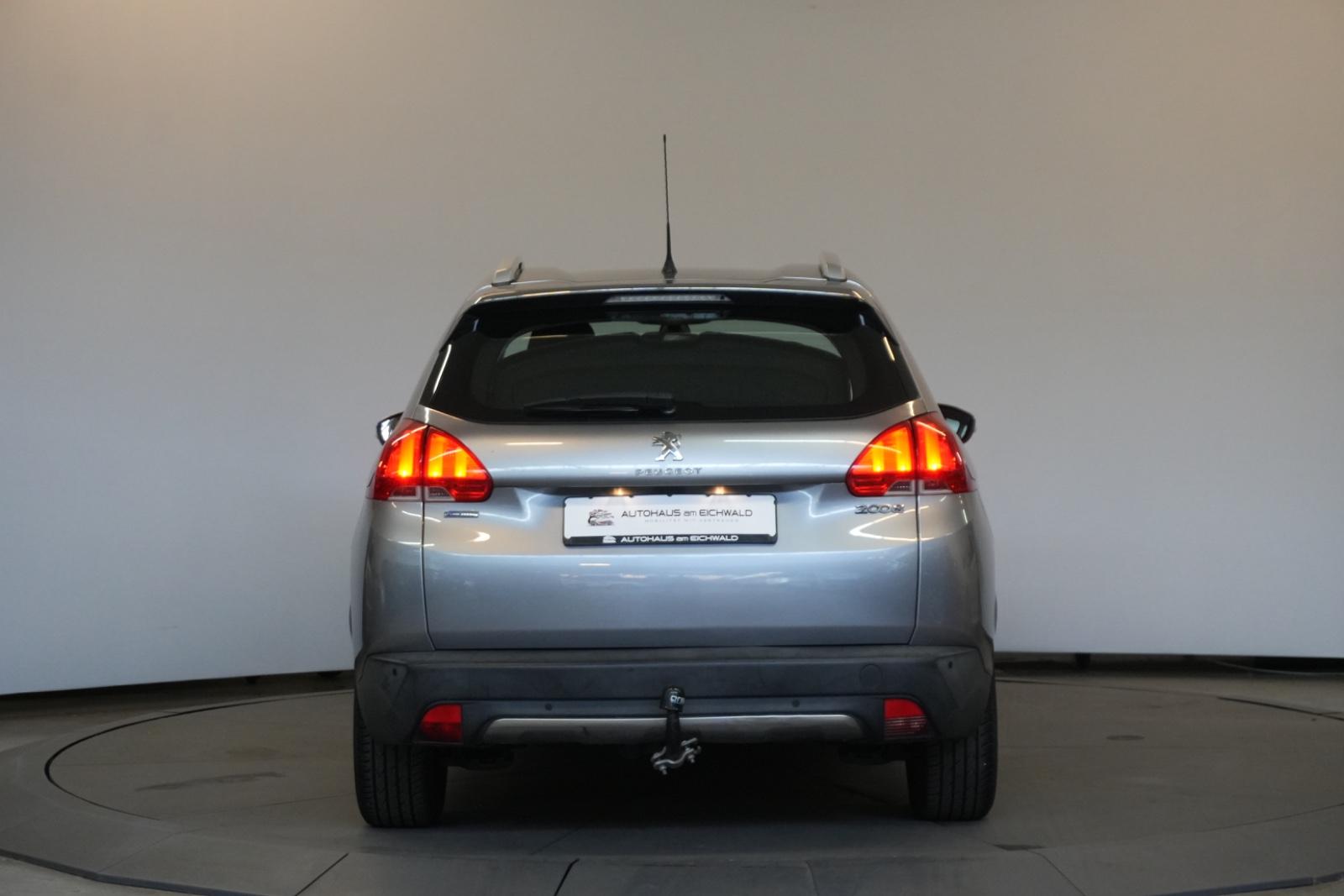 Peugeot 2008 1.2 VTi Allure Automatik PDC AHK