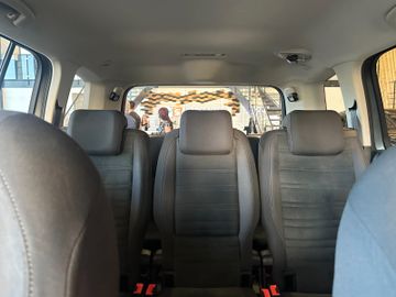 MYAUTOCENTER – Gebraucht- und Jahreswagen mit Werkstattservice in Pfaffenhofen Volkswagen Touran *7.SITZER*STANDHZ*MASSAGE*AHK*KEYLESS*