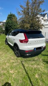 Volvo XC40 T4 R Design Geartronic R Design - Volvo XC40 von privat