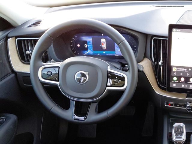 VOLVO XC 60 (Bild 17 von Array)