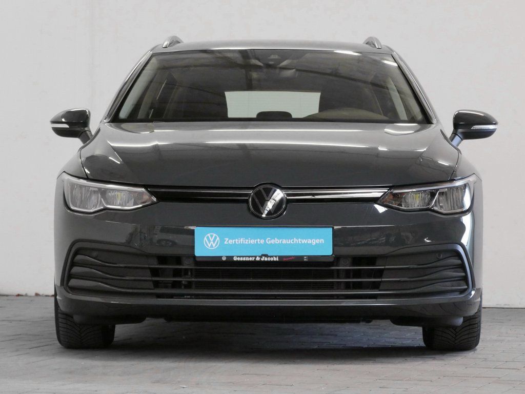 Fahrzeugabbildung Volkswagen Golf Variant 1.0 eTSI Life Keyless SHZ AppConnec