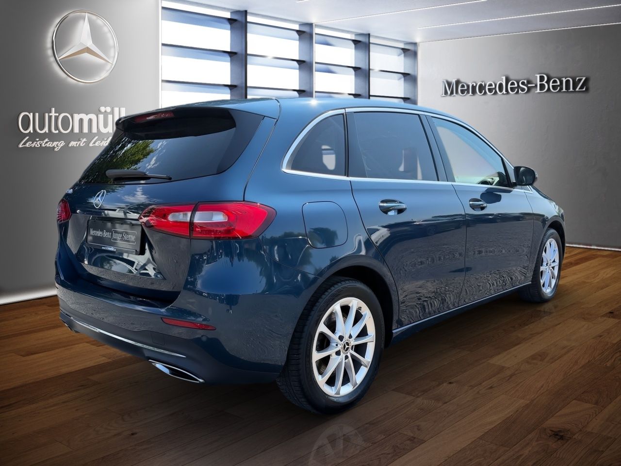 Fahrzeugabbildung Mercedes-Benz B 250 e STNDHZ+AHK+360°+LED+SHZ+TOTWINKEL+