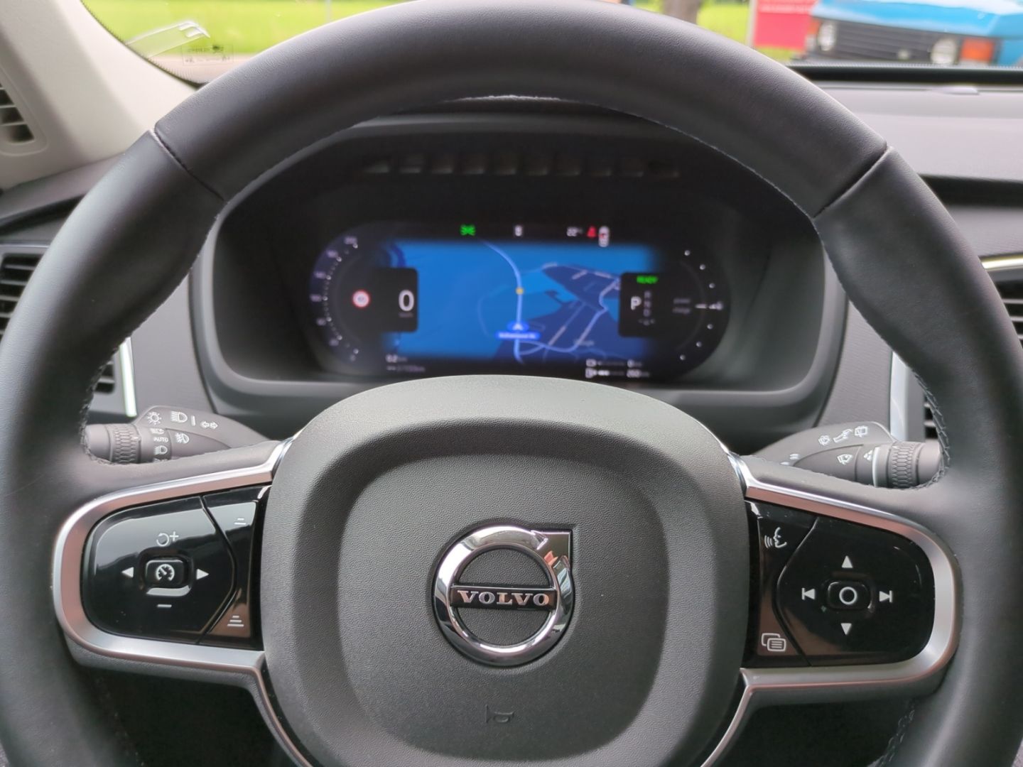 Volvo XC90 Core Recharge Plug-In Hybrid AWD 7-Sitzer S foto 23