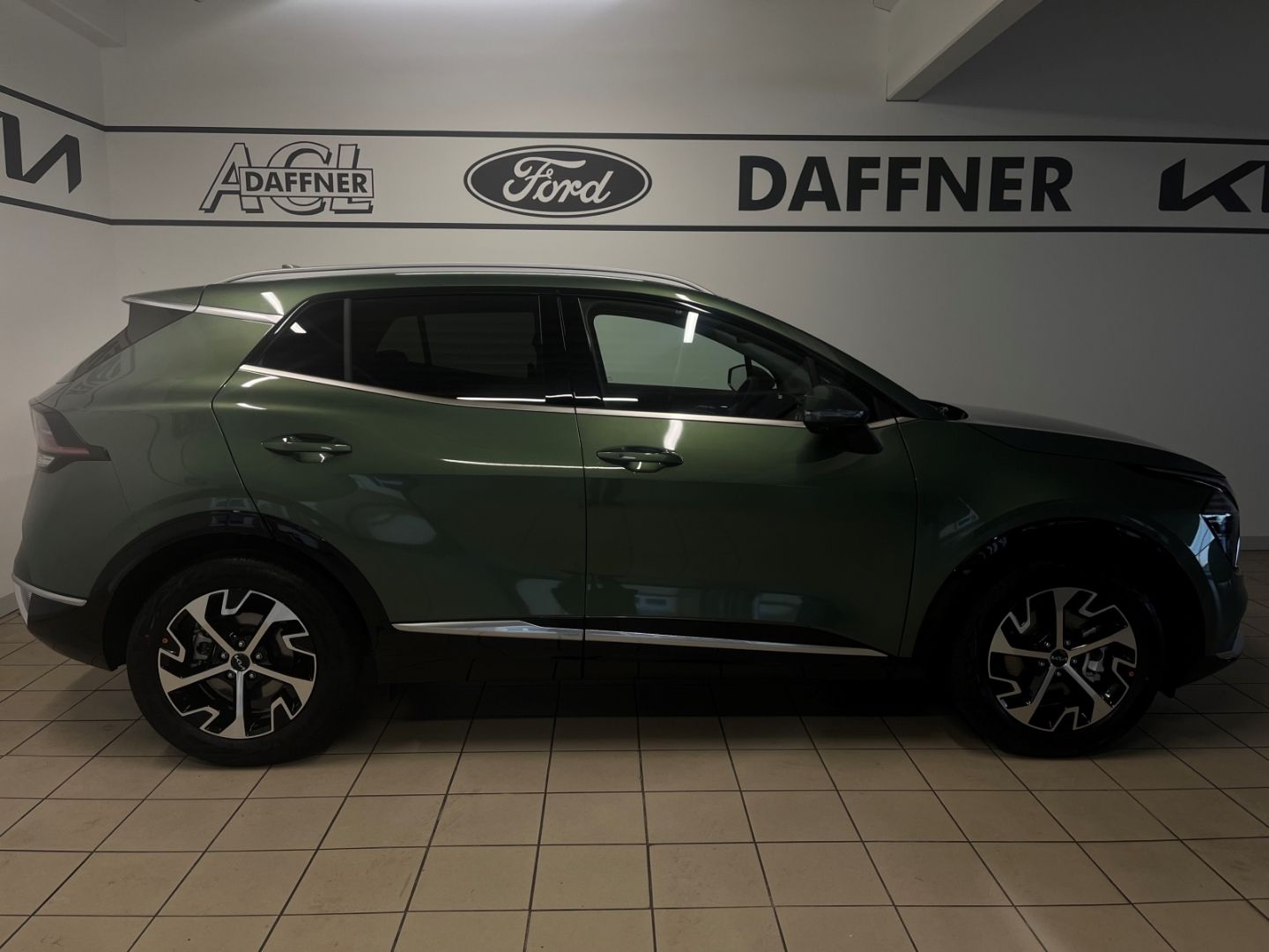 Fahrzeugabbildung Kia Sportage 1.6 T-GDI Spirit, 360 Grad, Harman Kard