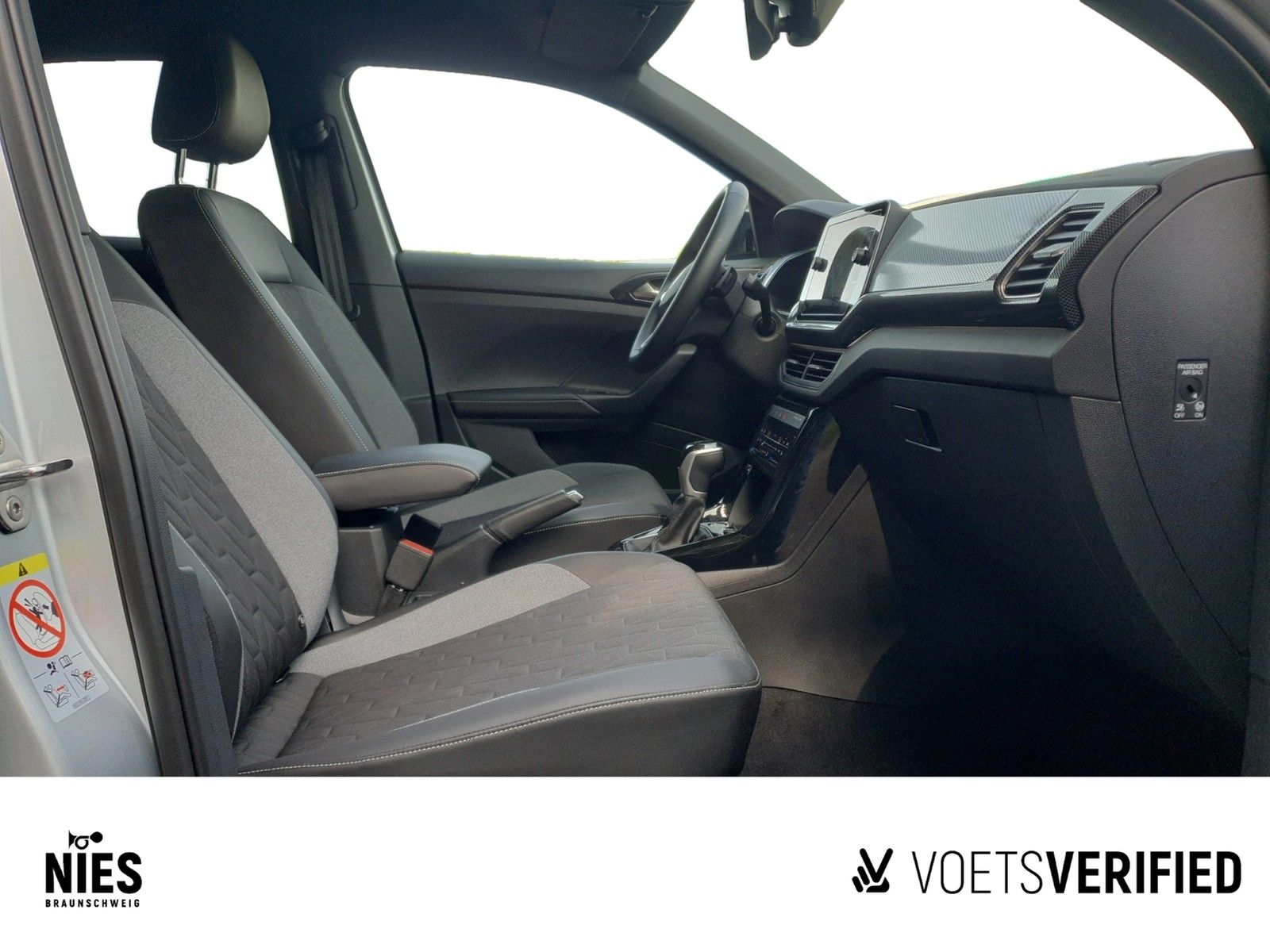 Volkswagen T-Cross - Bild 8