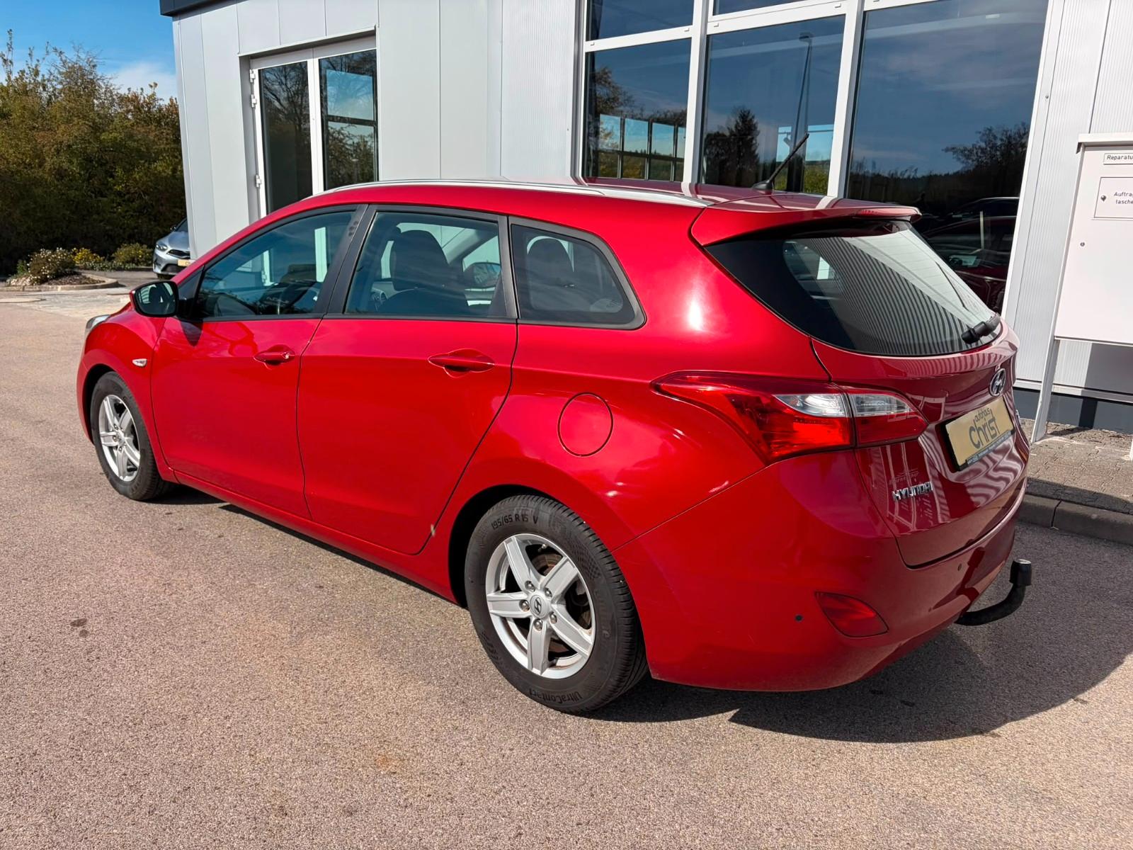 Hyundai i30 2015 — photo 7