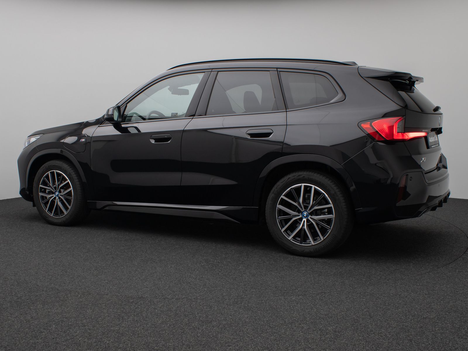 Fahrzeugabbildung BMW X1 xD25e M Sport Panorama Kamera H/K DAB Komfort