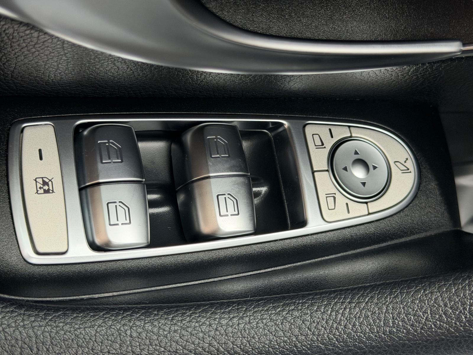 Mercedes-Benz E 300de Limousine / Multibeam-LED / Widescreen