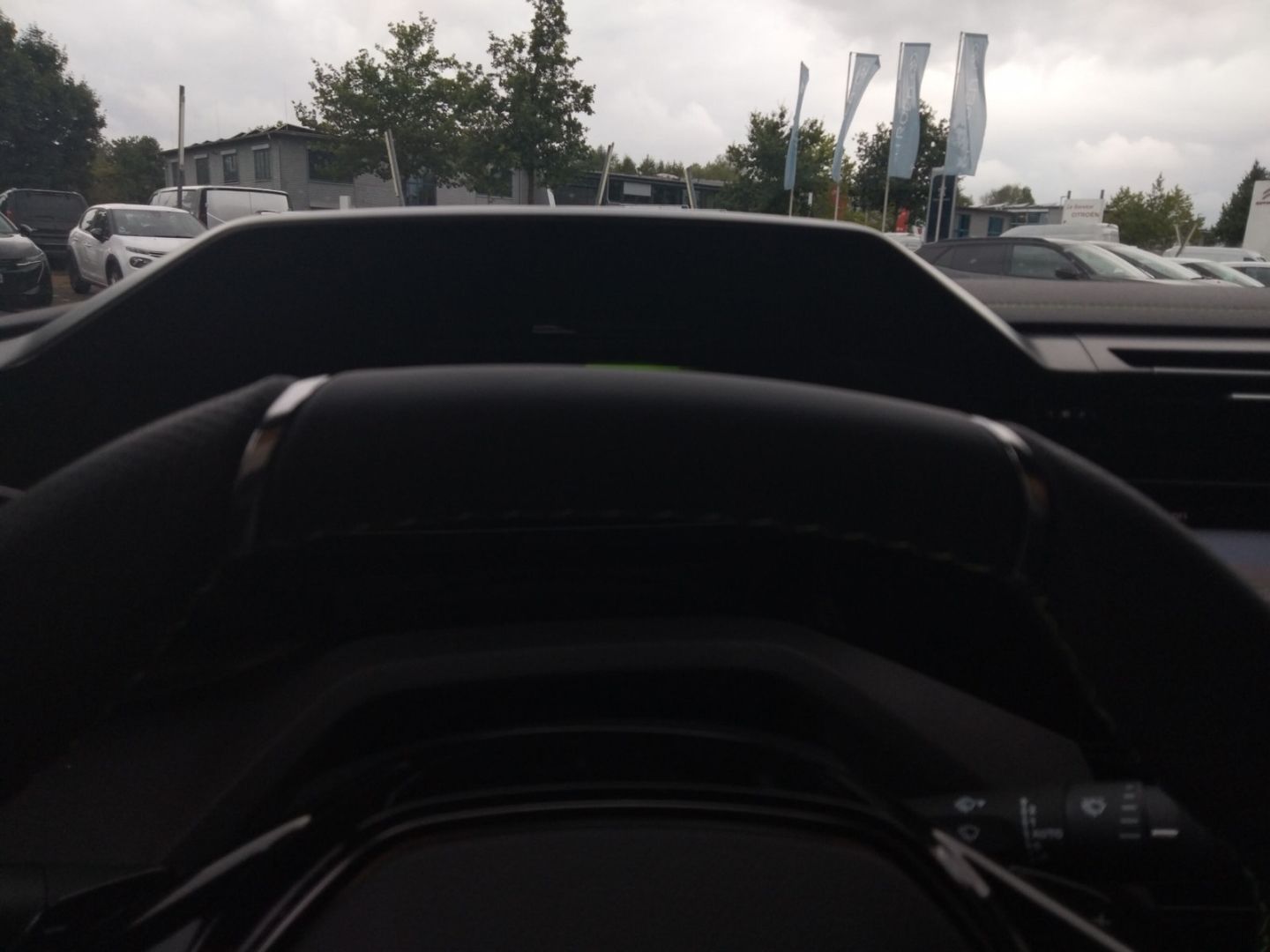 Fahrzeugabbildung Peugeot 408 GT Hybrid 145 e-DSC6 El. Panodach Navi SHZ