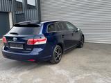 Toyota Avensis - gebrauchte Toyota Avensis aus dem Jahr 2010