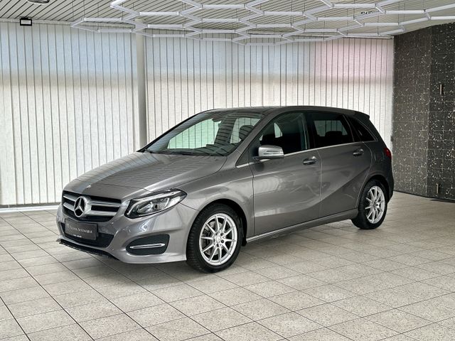 Mercedes-Benz B 250 Super Ausstattung, Scheckheft, Leder, Pano