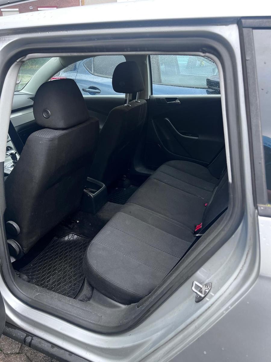 Volkswagen Passat 2008 — photo 12