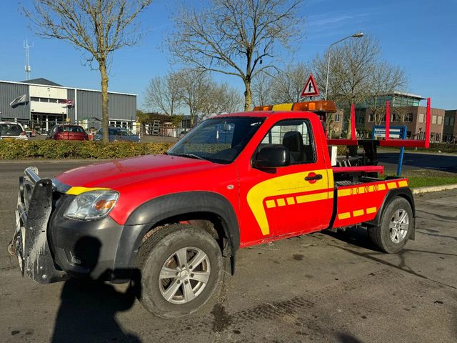 Mazda BT-50 4X4 + TOW TRUCK + DOUBLE WINCH + REMOTE