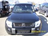 Mitsubishi Pajero 3,8 V6 MIVEC 4WD Instyle Automatik Voll - Mitsubishi: V6