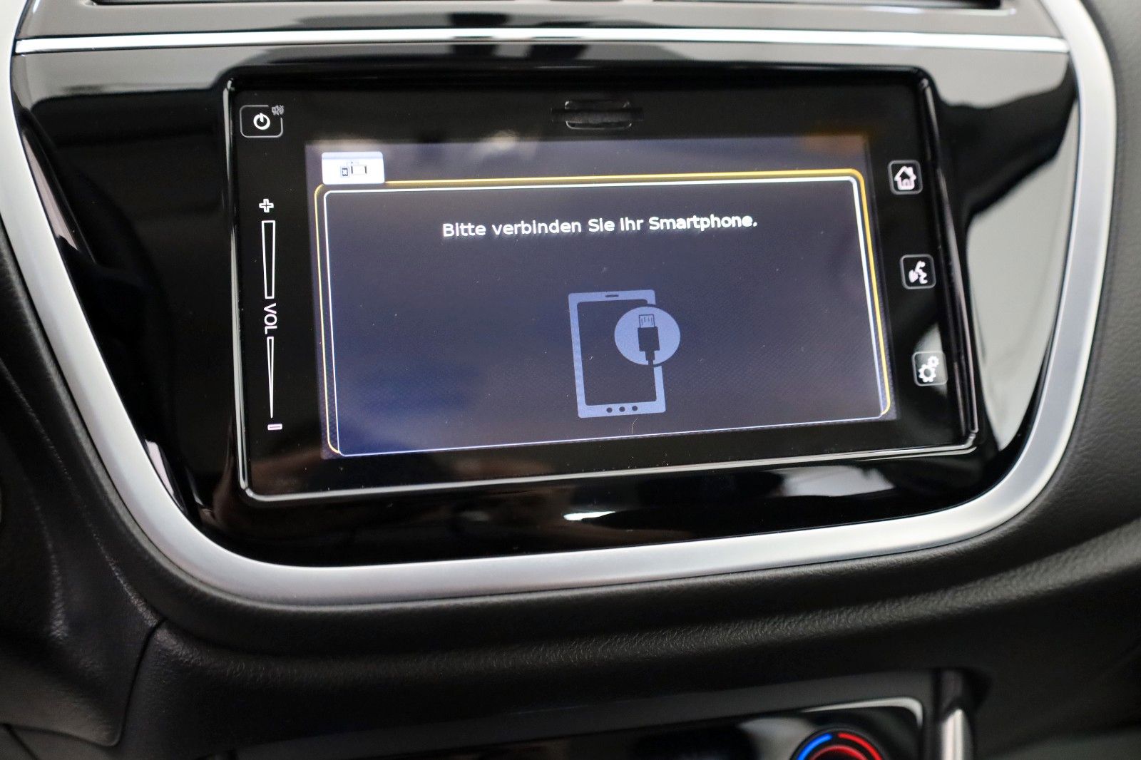 Fahrzeugabbildung Suzuki SX4 S-Cross Comfort LED,SH,PDC,ACC,Apple Car