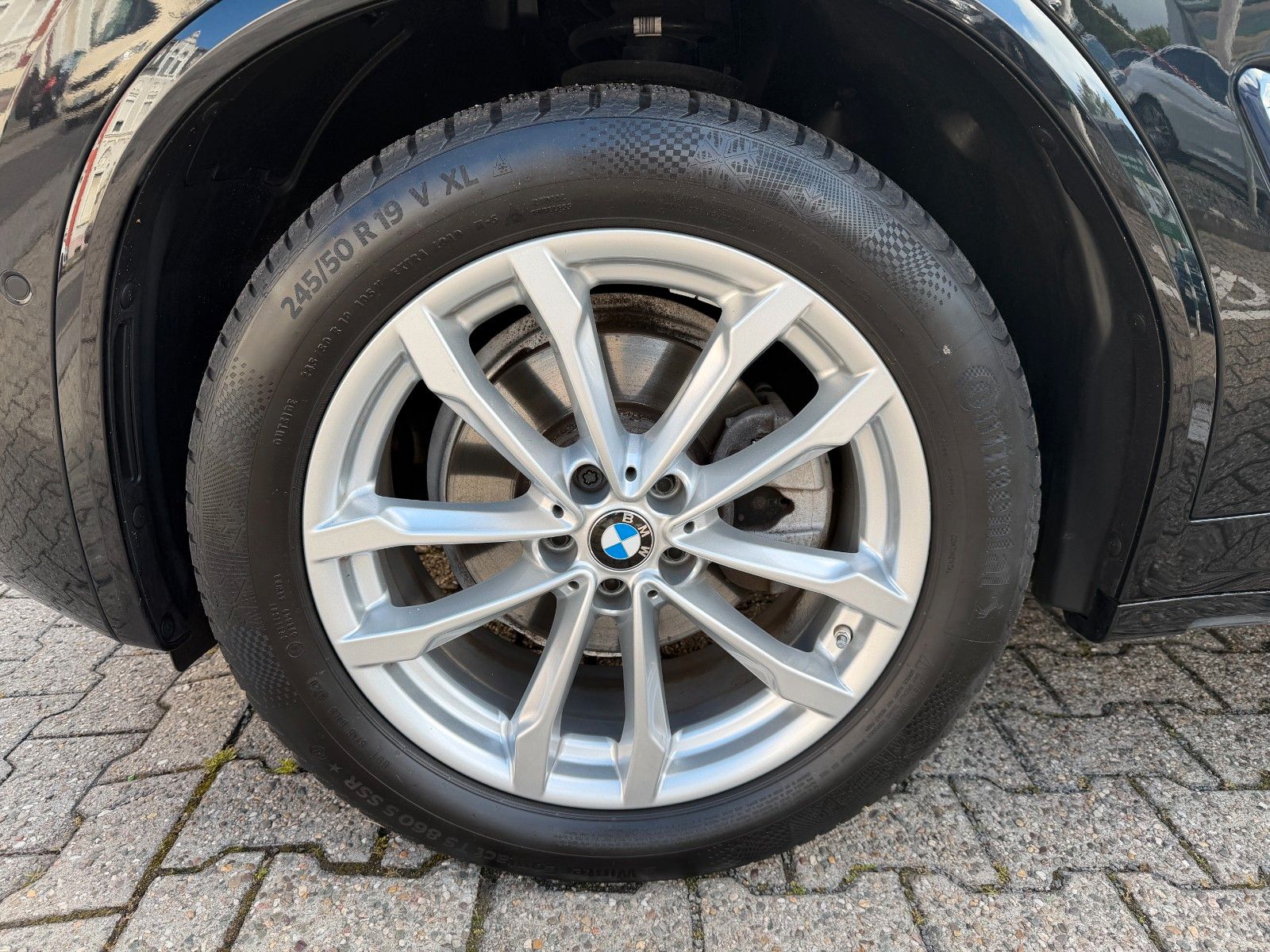 Fahrzeugabbildung BMW X3 xDrive 20 d M SPORT HUD AHK LEDER PANO D-KEY