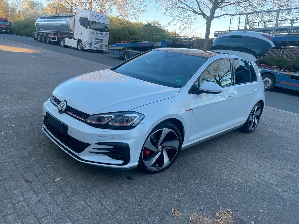 Image of Volkswagen Golf