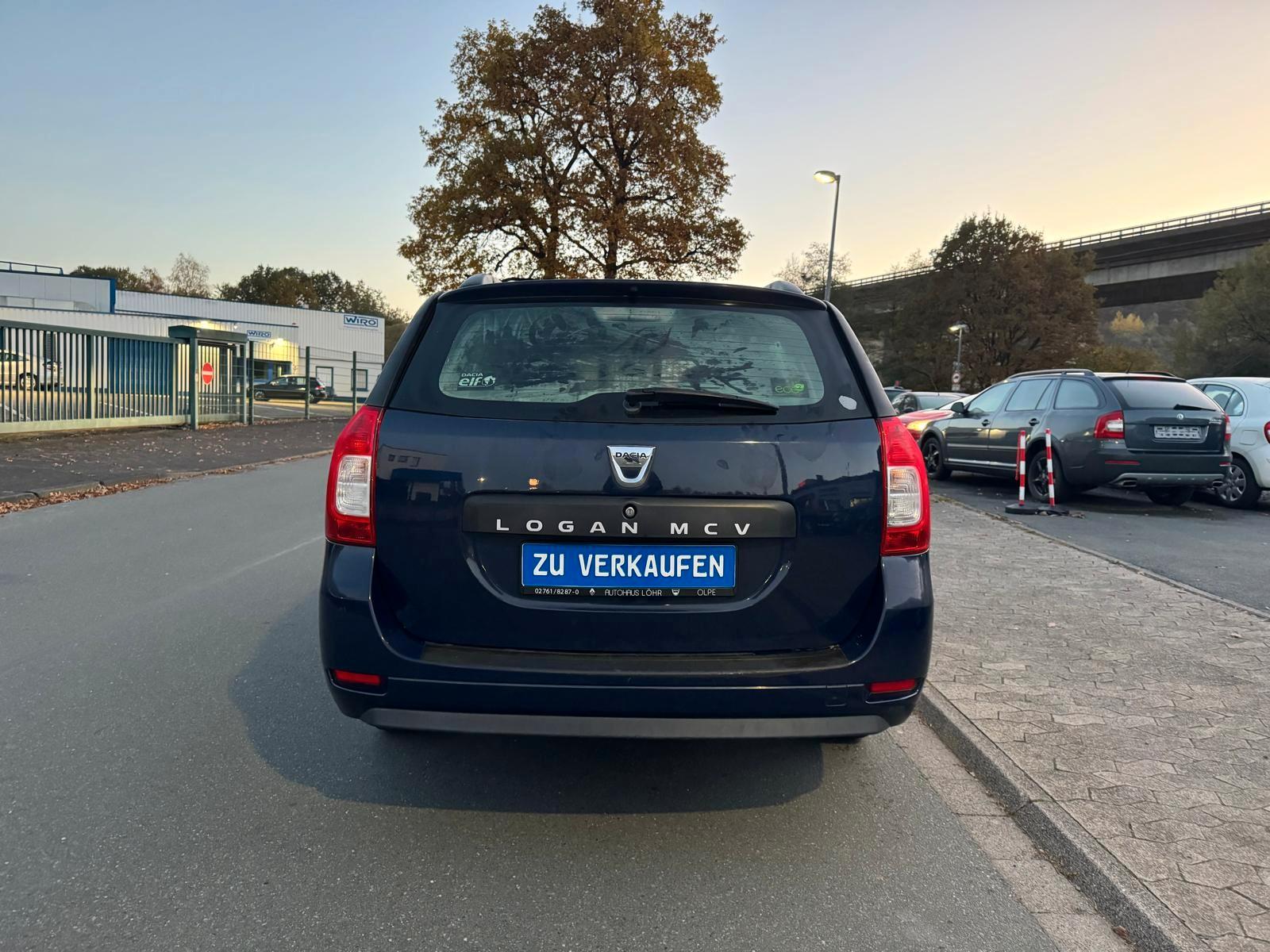 Dacia Logan 2014 — engine 898 cm³, 90 HP (66kW)