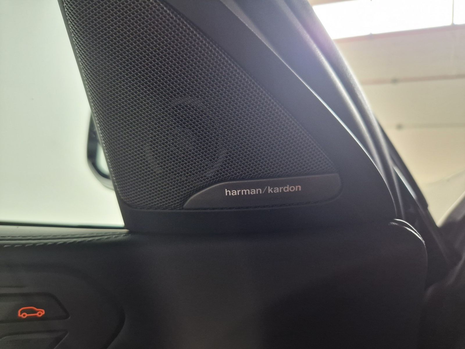 BMW X6 M  xDrive Competition HUD LED Harman-Kardon – Bild 29