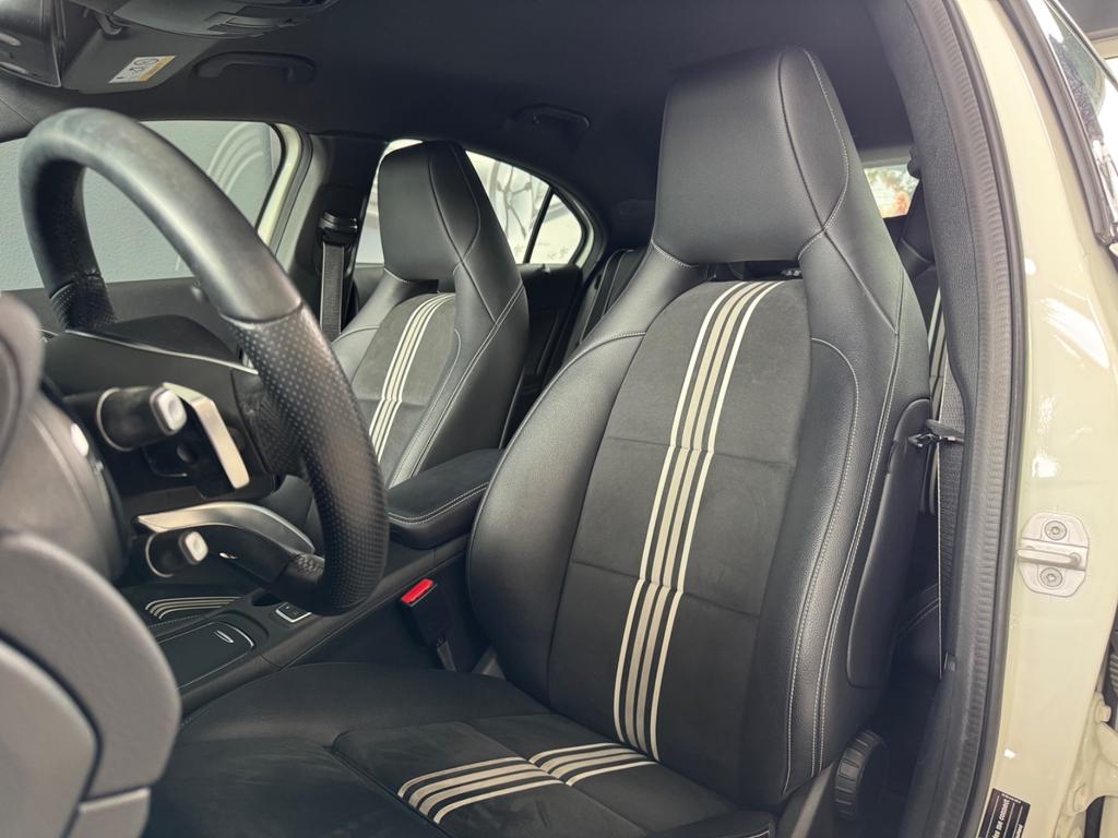 Mercedes-Benz A 220