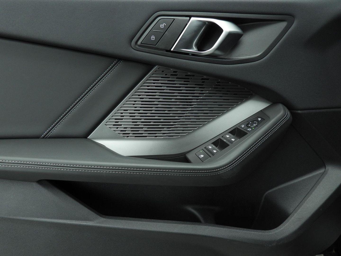 BMW 1 Series 1 Serie 5-türig M-Sportpakket LED Lede, миниатюра 20