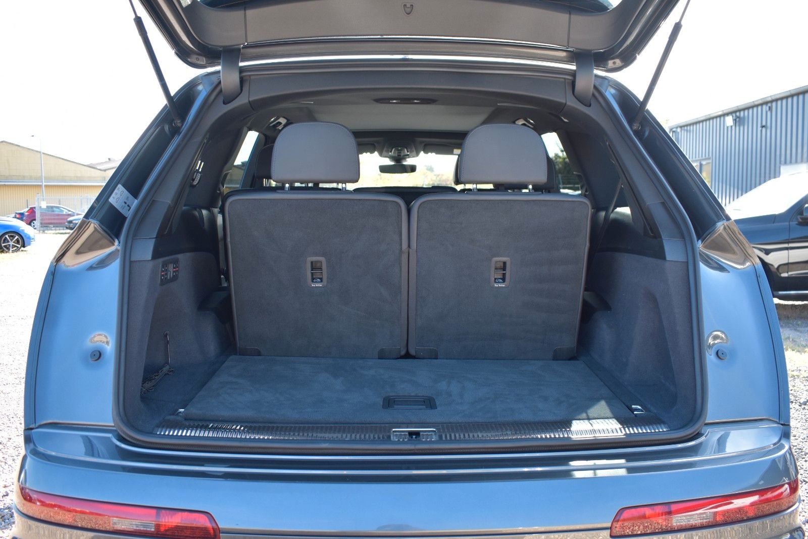 Fahrzeugabbildung Audi Q7 50 TDI quattro S Line/PANO/Night/7 Sitz/B&O