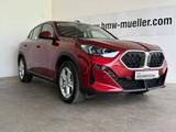 BMW X2 sDrive20i DKG LED+/AKUSTIK/SH/CAM/K-ZUGANG - rote BMW X2