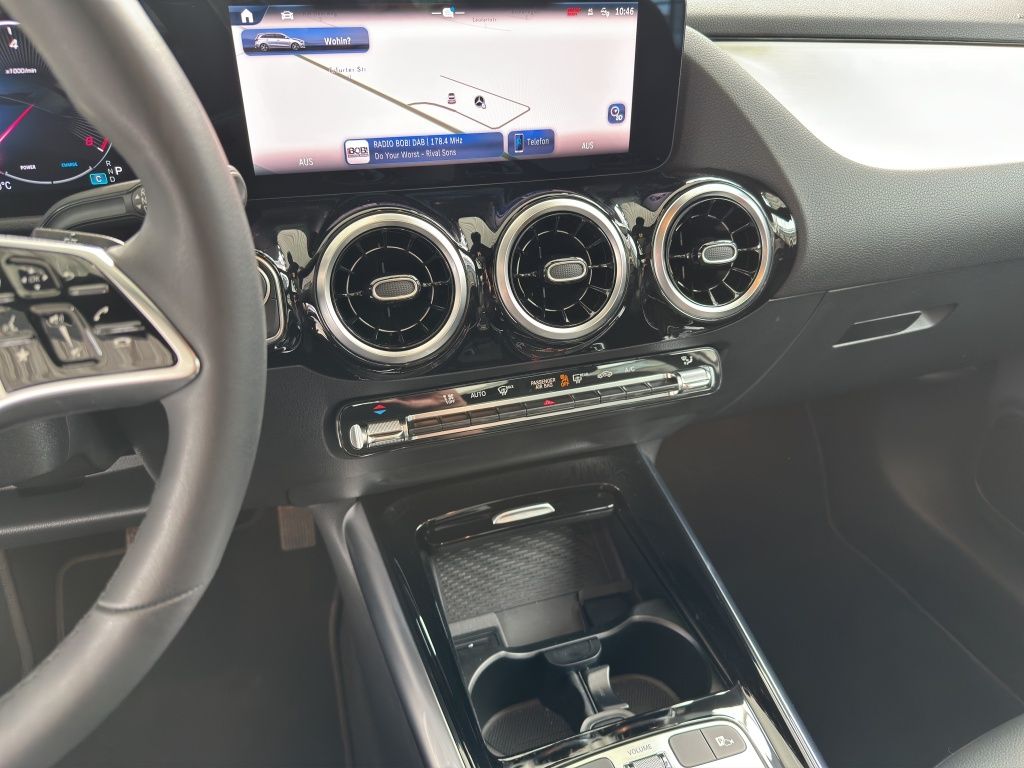 Fahrzeugabbildung Mercedes-Benz B 200 PROGRESSIVE*PANO*DISTR*TOTW*KAM