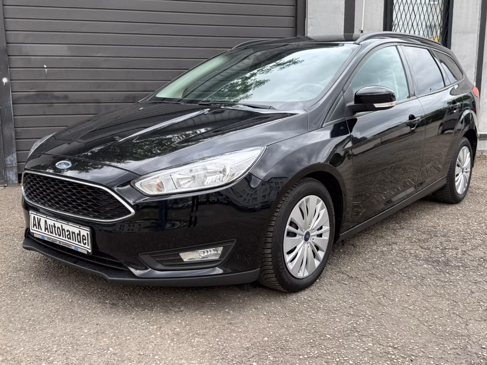 Ford Focus Turnier Business Temp Sitz/Lenkradheiz PDC