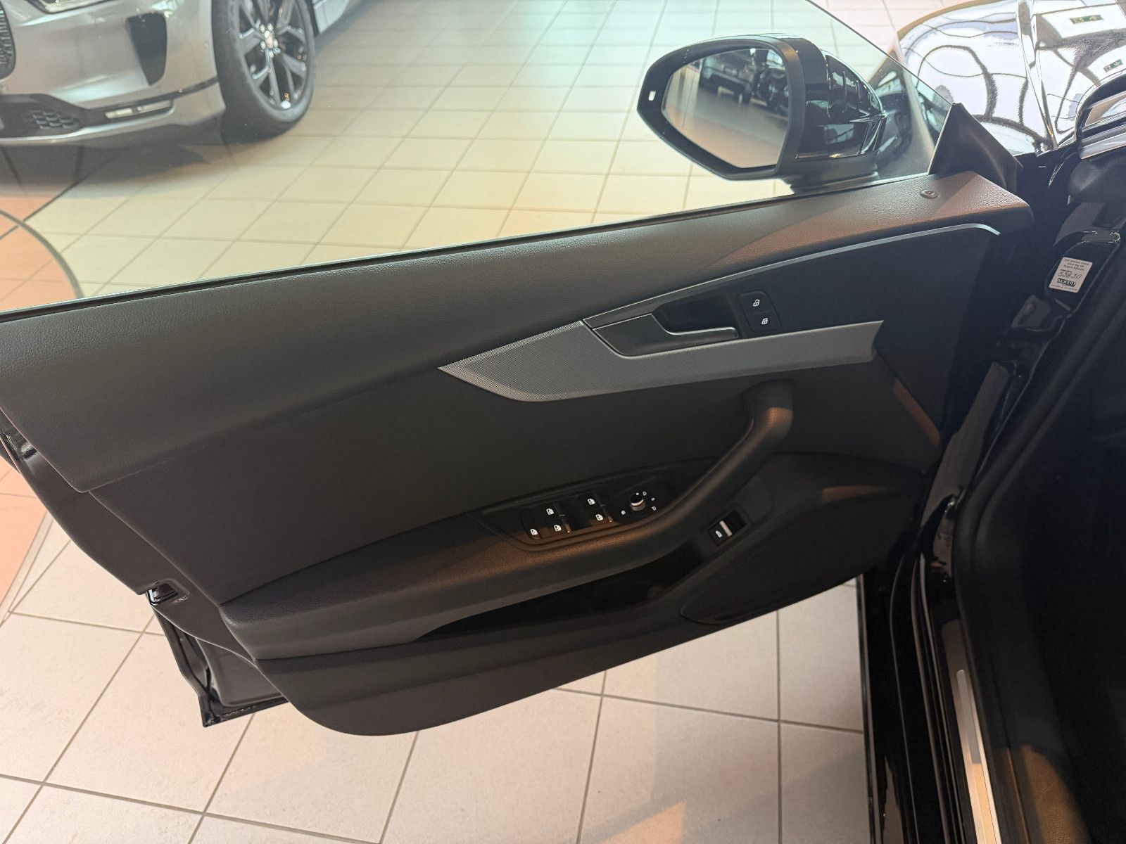 Fahrzeugabbildung Audi A5 Sportback 45 TFSI quattro /VIRTUAL/KAMERA/SHZ