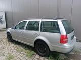 Volkswagen Golf 4 Kombi 1.4 gepflegter Zustand - Volkswagen Golf aus 2003: Kombi
