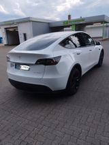 Tesla Model Y Long Range Dual Motor AWD Long Range - Tesla Model Y in Bremen
