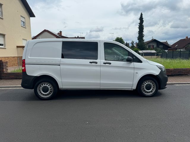 Mercedes-Benz Vito Kasten 114 4x4 ALLRAD+BÜRO+Stromversorgung!