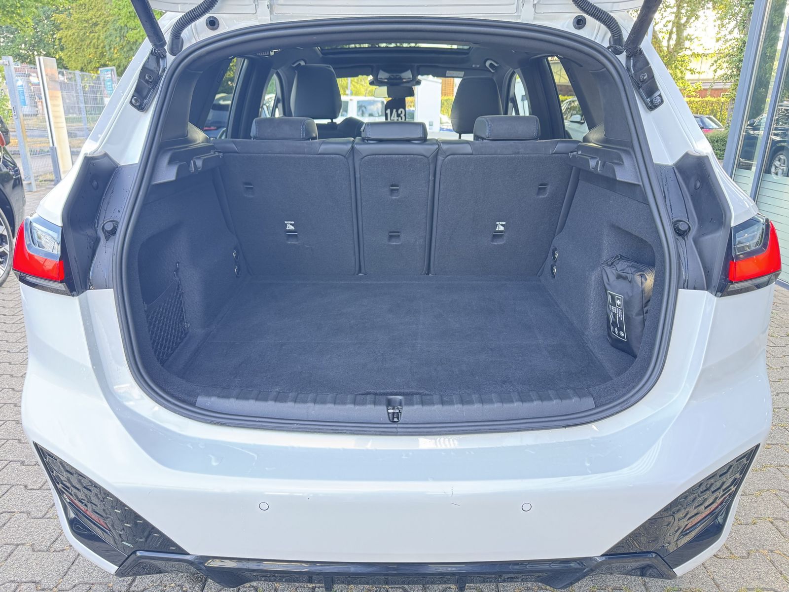 BMW 223 Active Tourer - Bild 23