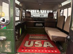 LAND ROVER Defender 90 E Station Wagon RADIO LAND ROVER Defender 90 E Station Wagon RADIO