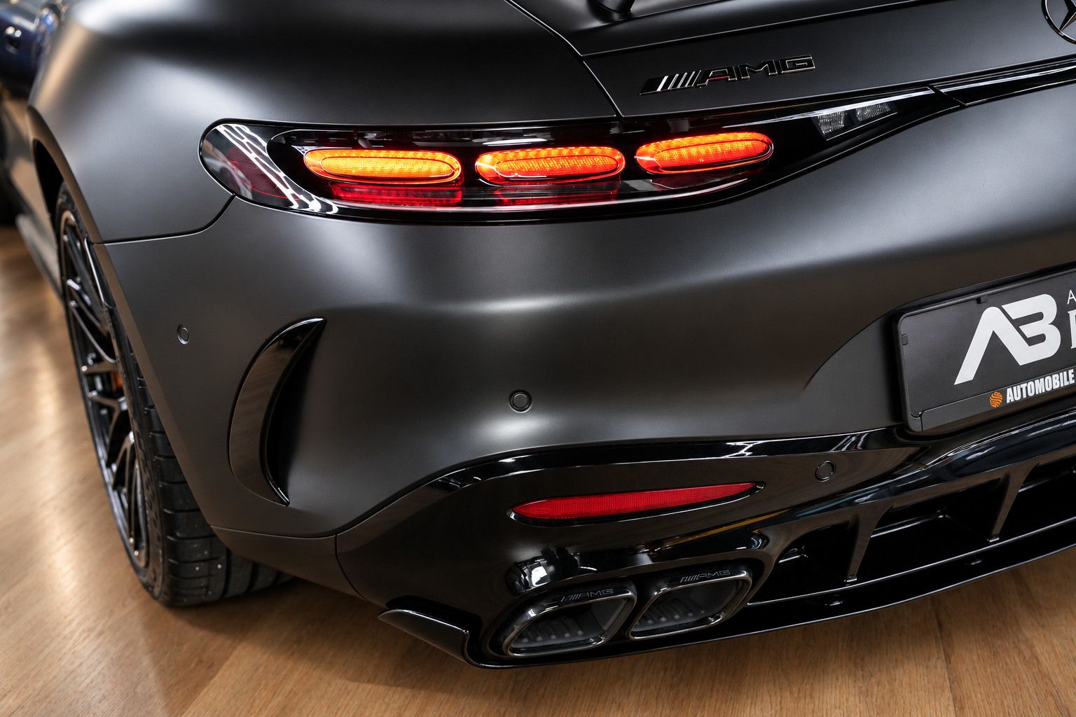 Fahrzeugabbildung Mercedes-Benz AMG GT 63 4Matic *AeroKit*Keramik*SchalenSitze*