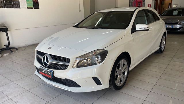 MERCEDES-BENZ Mercedes-benz A 180 d Premium