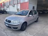 Fiat Punto 1.2i cat 5 porte ELX - Fiat Punto ELX mit Benzin-Antrieb
