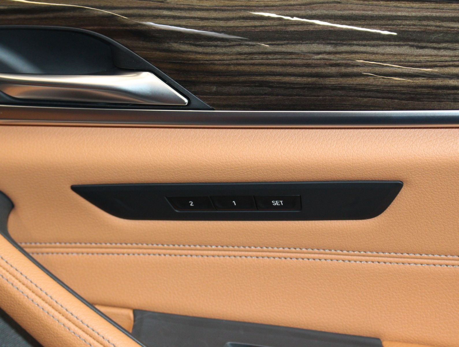Fahrzeugabbildung BMW 520 d Touring Luxury Line 1. Hand*Pano*H&K*HUD