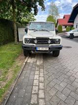 INEOS Grenadier 3.0L Turbo-Benziner - - weiße INEOS Grenadier