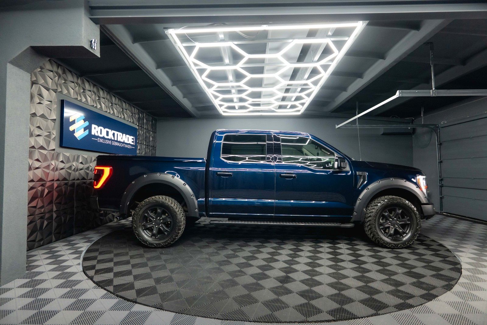 Fahrzeugabbildung Ford F150 5.0 V8 4x4 LARIAT RAPTOR SupCrew *LED*B&O*
