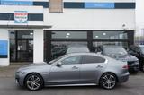Jaguar XE R-Dynamic SE 4x4*LEDER*MERIDIAN*LED*360* - Jaguar XE SE mit Diesel-Antrieb